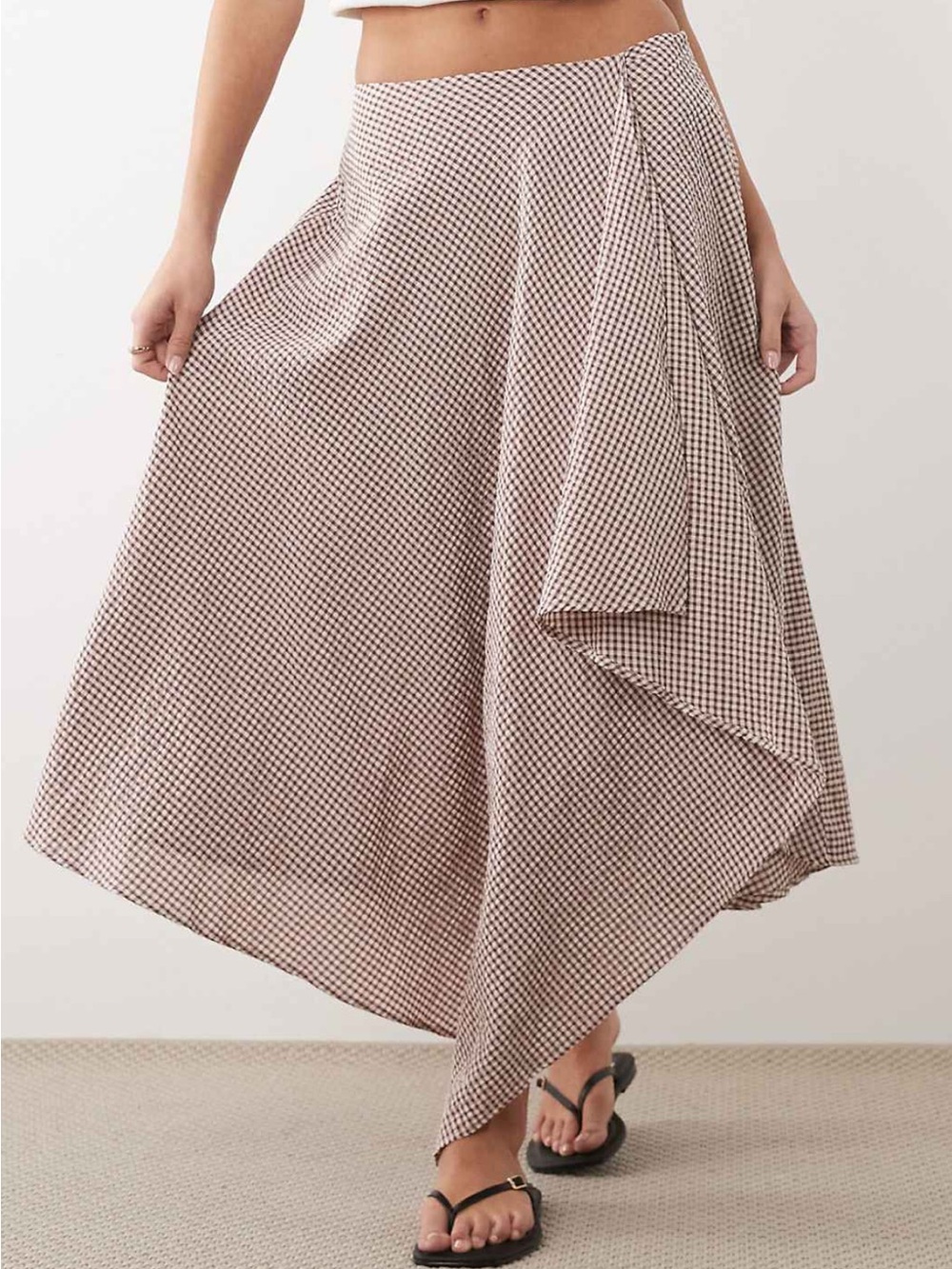 Hanky Hem Maxi Skirt in Brown Plaid